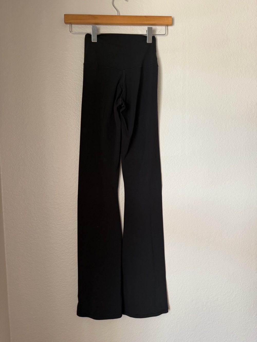 Offline By Aerie Real Me High Waisted Crossover Flare Leggings in Black, Small - Picture 6 of 9